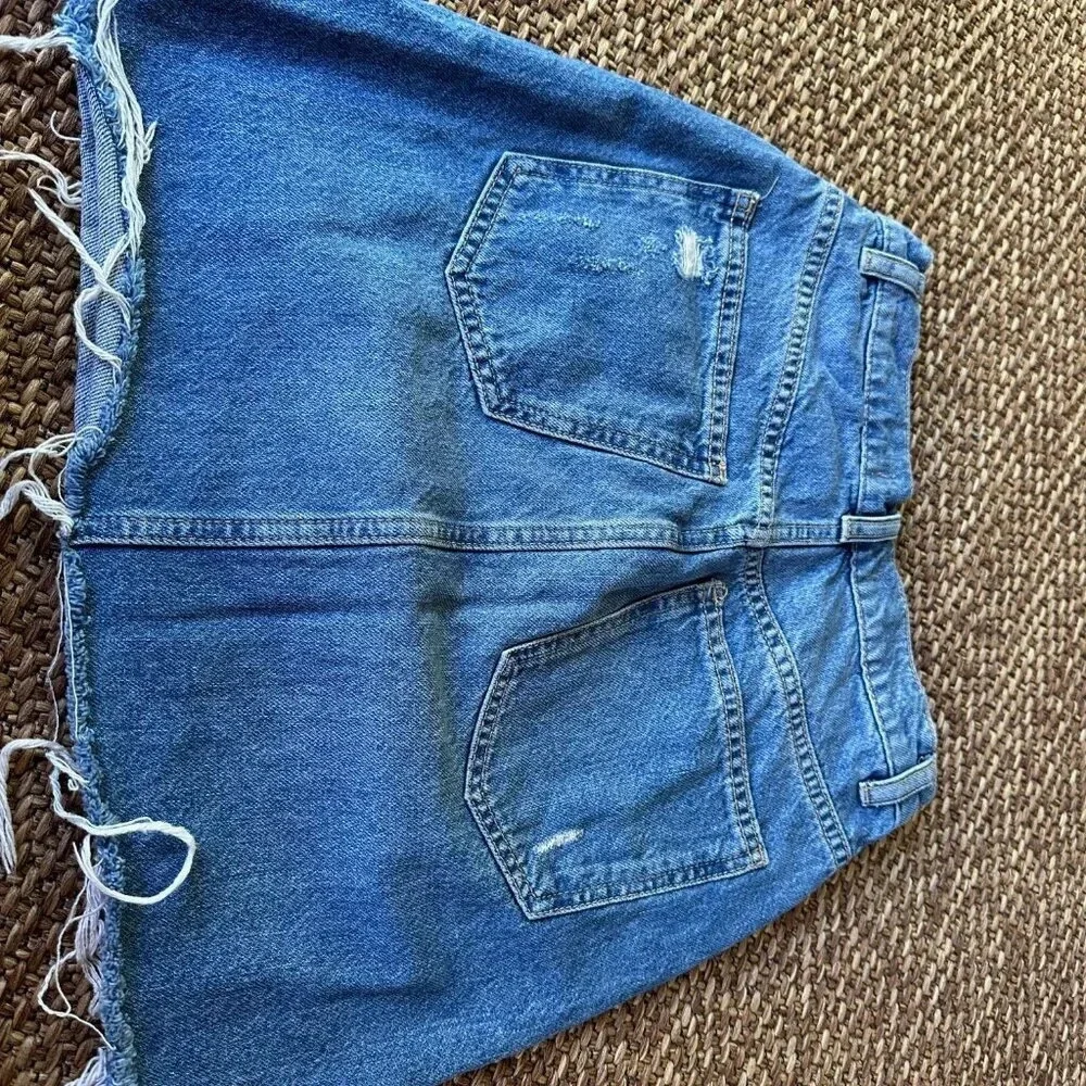 We The Free / Free People Mini Skirt Size 24 Cut Off Raw Hem Blue Denim